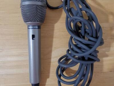 Vintage Realistic Dynamic Microphone Model 33-1071