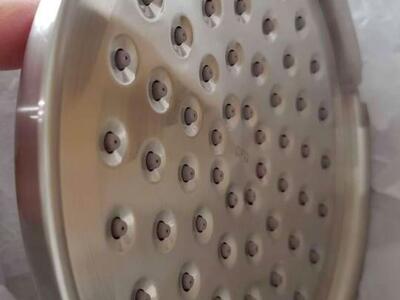 MOEN SHOWER HEAD NEW BRUSHED NICKEL 6 1/2" CFG