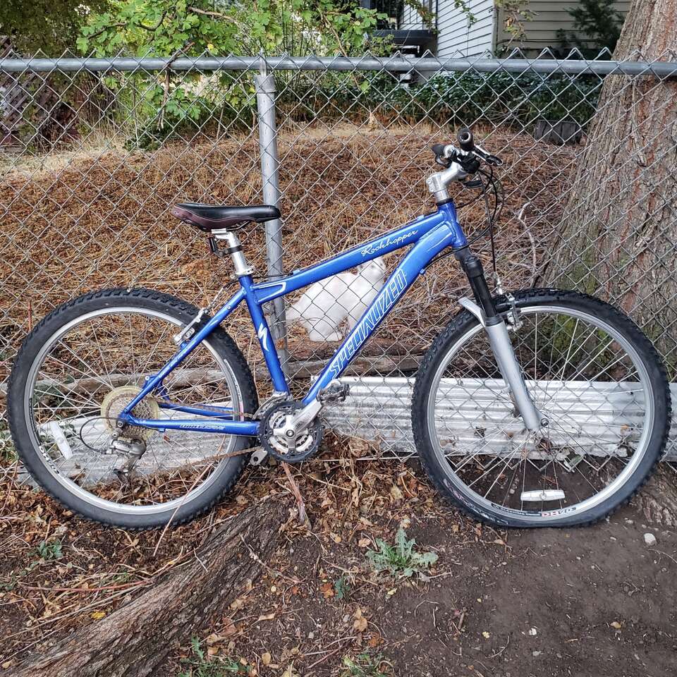 ROCKHOPPER SPECIALIZED DIRECTDRIVE BIKE… Cycling