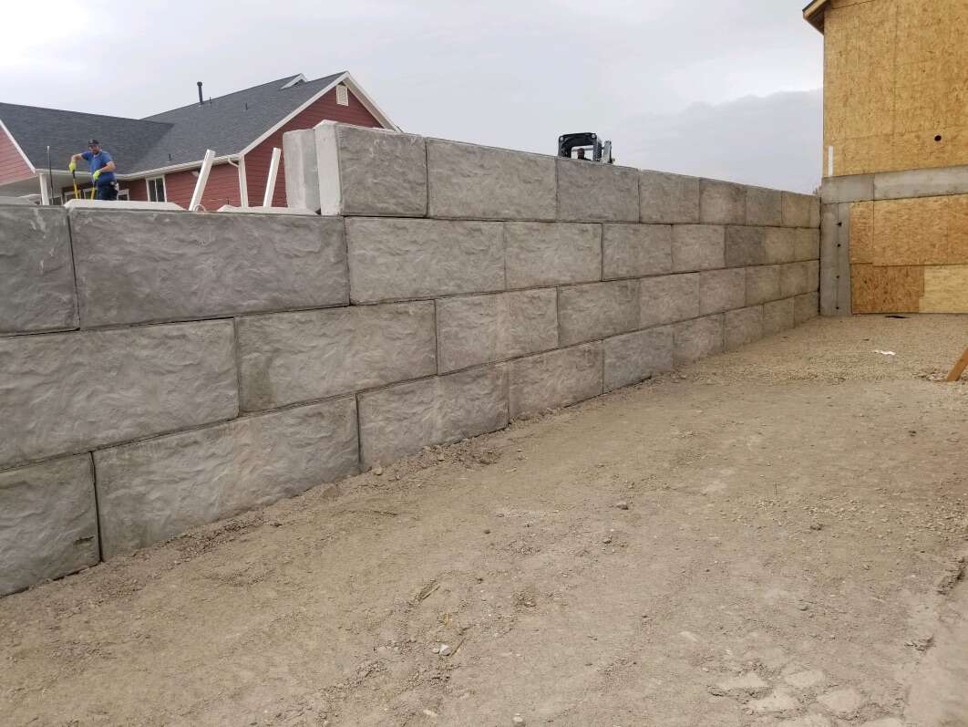 Large Concrete Retaining Wall Blocks