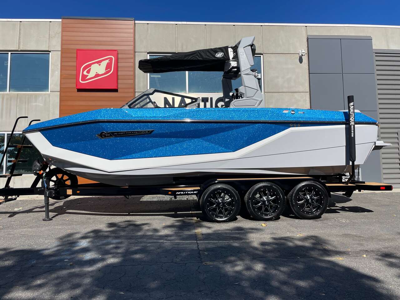 2025 NAUTIQUE G23 W/ZZ8S 630HP POWER PLANT