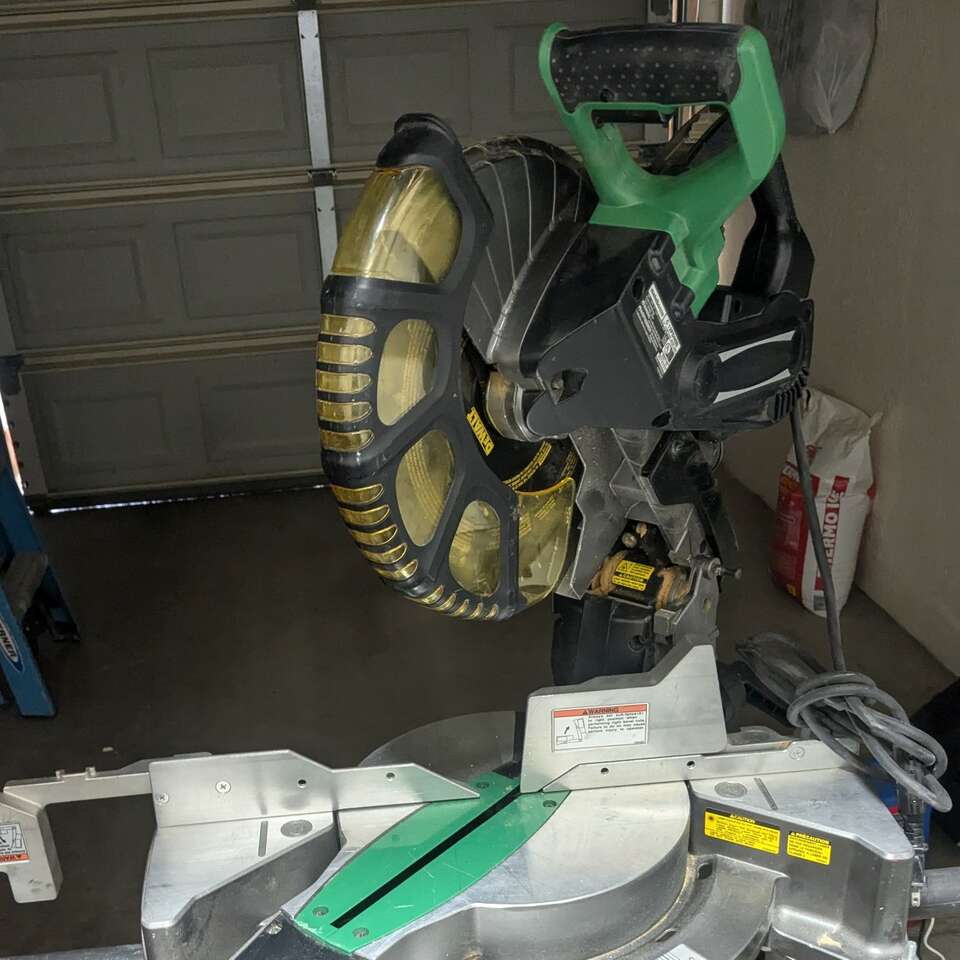 Metabo miter saw 15 Amp Dual Bevel 12in with stand