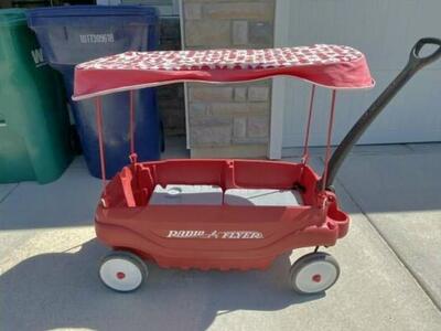 Little Tikes & Radio Flyer Wagons