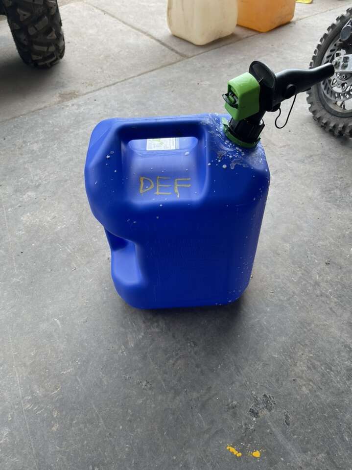 5 Gallons Def exhaust Fluid