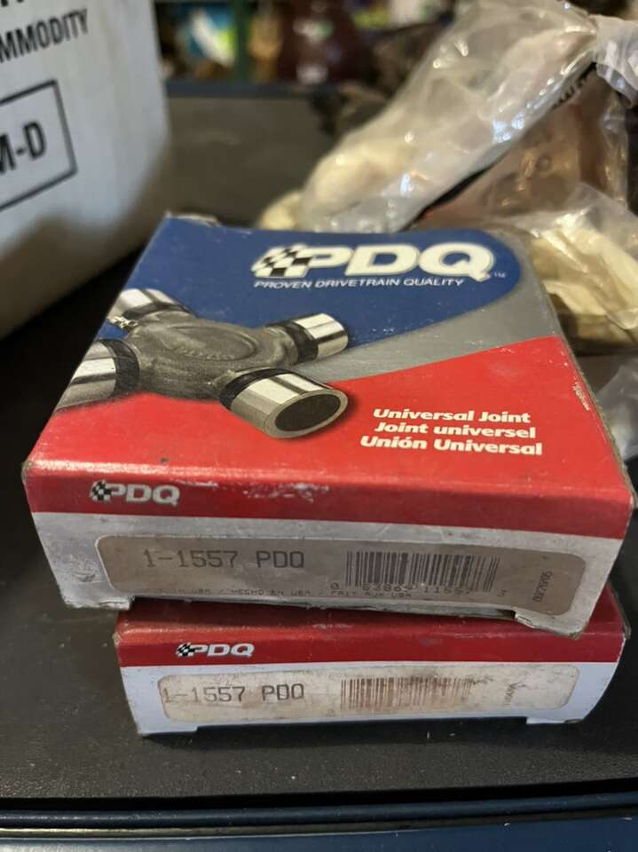 Suzuki Sami  U Joint, Intake Valves