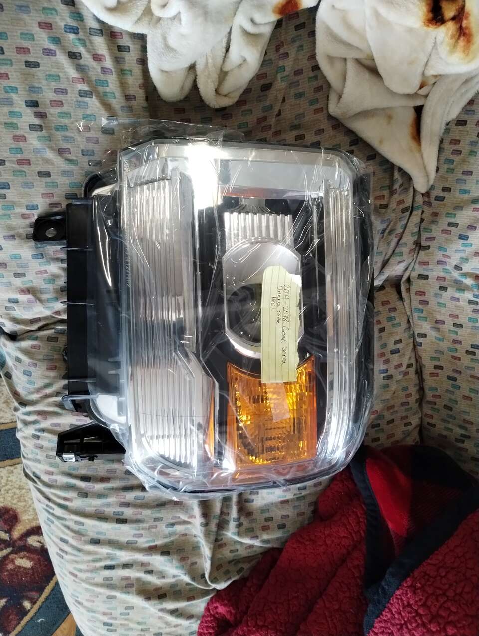 g m c  2014-2018 r/s head light