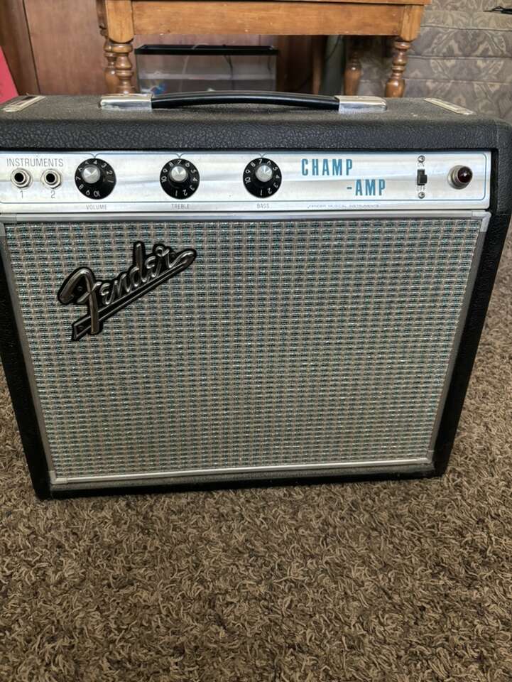 Vintage Fender Champ Guitar Amp!!