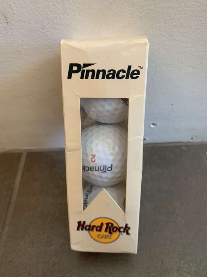 Hard Rock Cafe Golf balls Outdoors and Sporting
