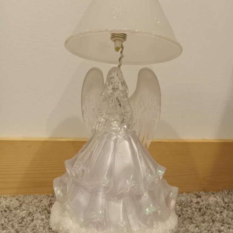 Angel lamp