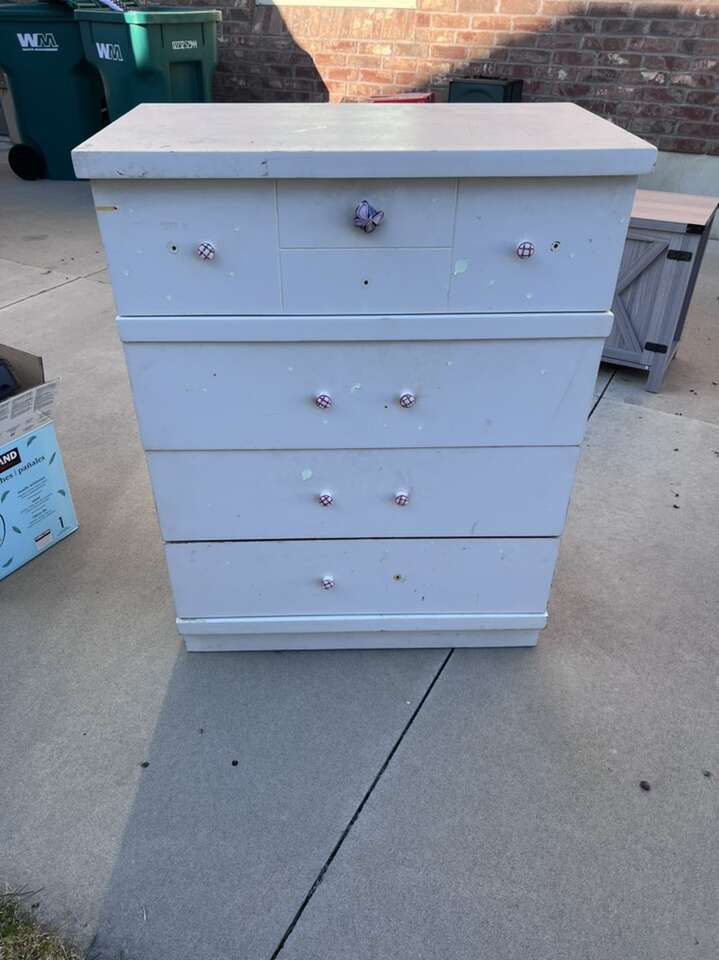 Dresser Furniture