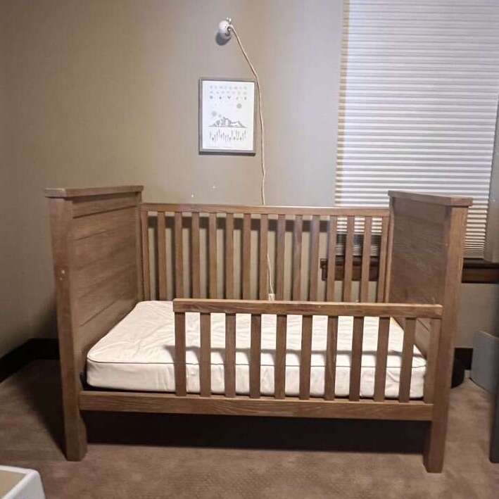 Pottery barn hot sale charlie crib