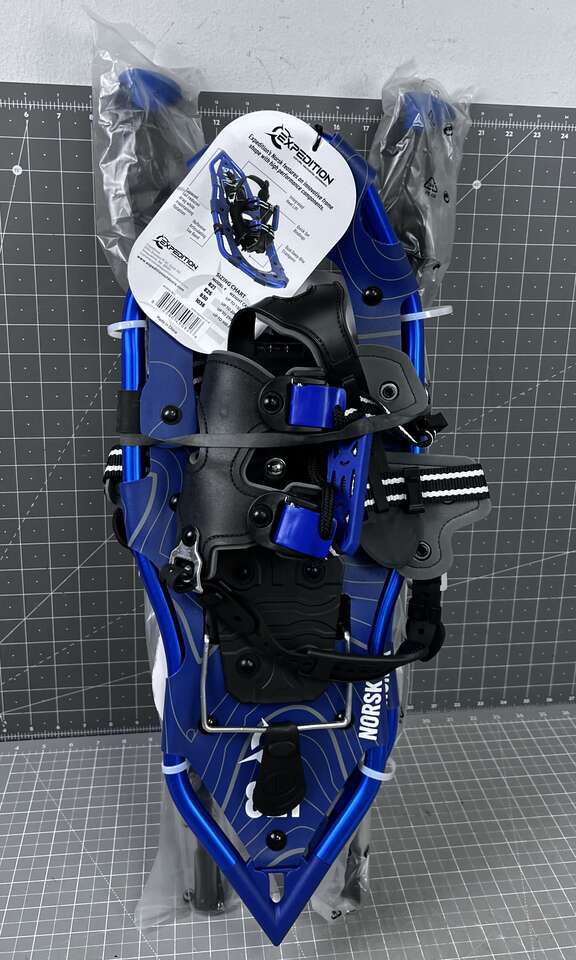 NORSK Ligthweight Aluminum Frame Snowshoe Kit Model 821 21 150 Pound BLUE NEW