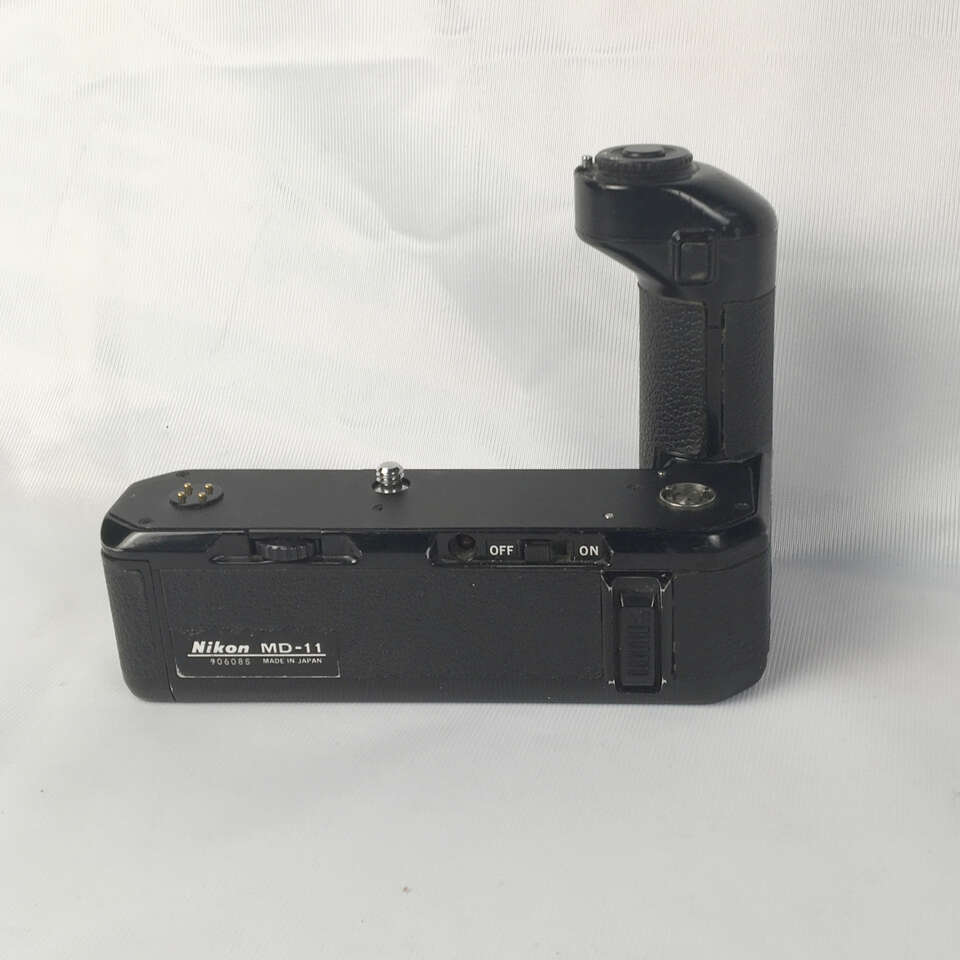 NIKON FE MD-11 MOTOR DRIVE