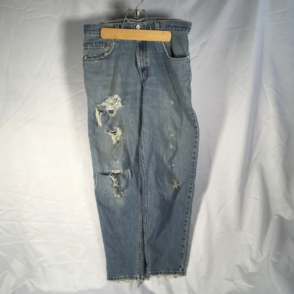 LEVIS 560 32x32 CUSTOM FADED/HOLY JEANS