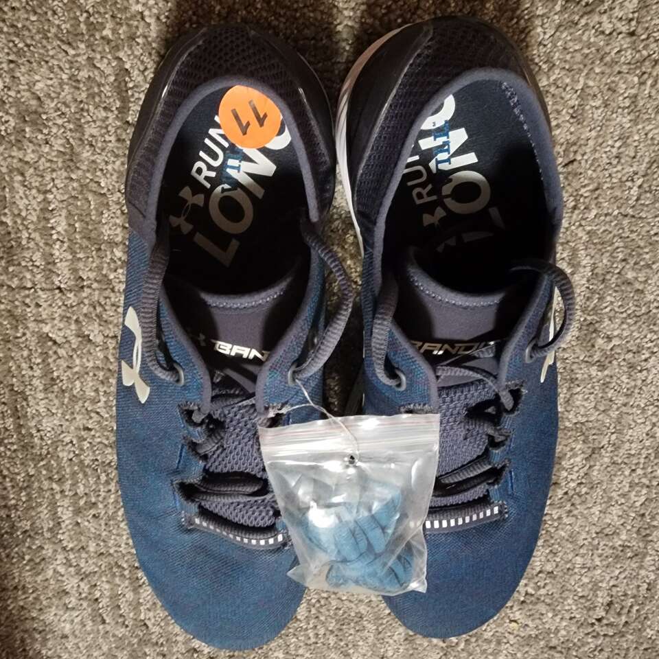 Under Armour Bandit 3 Men's Shoes Size 11 New