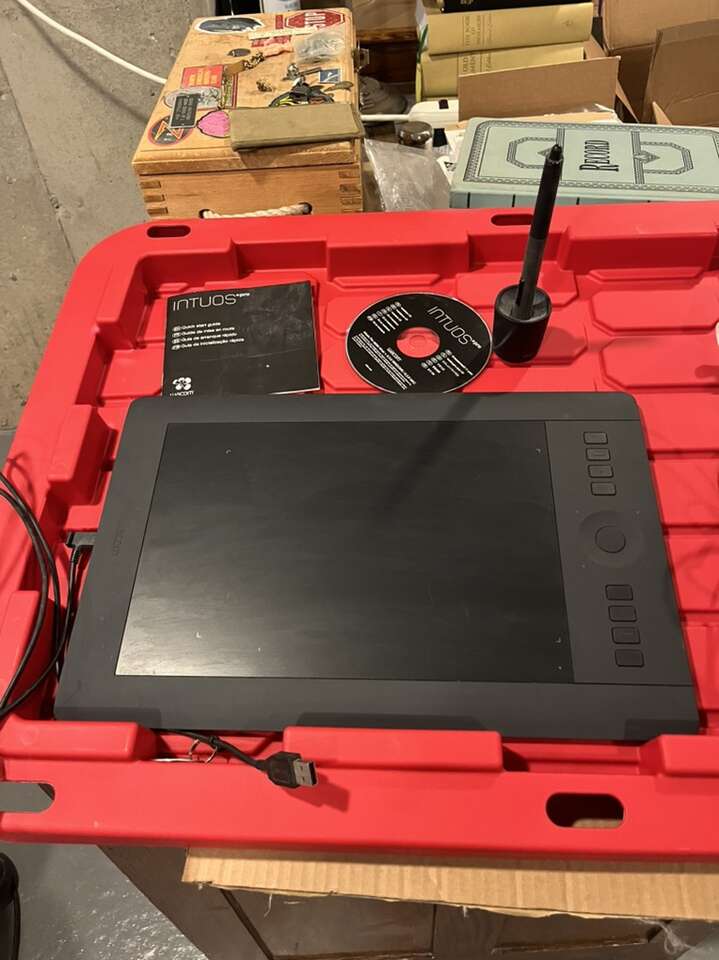 wacom intuos pro medium pth-651