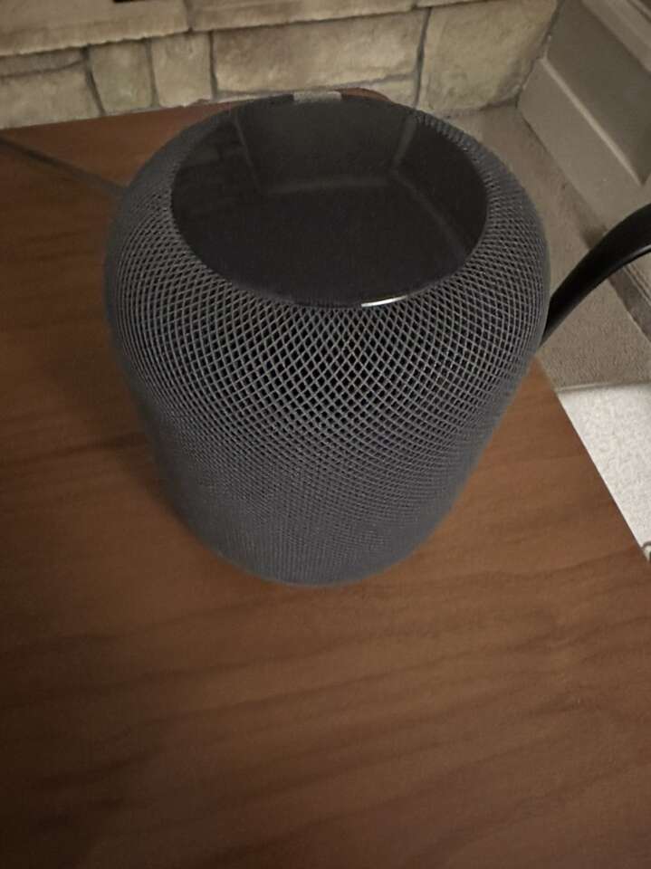 Apple HomePod Gen 1