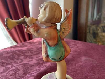 Little Gabriel - Goebel Hummel figurine #32 TMK5