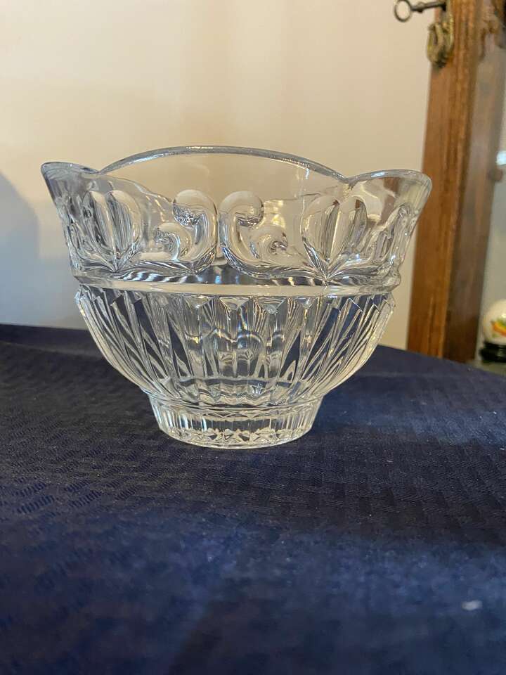 Vintage Oneida Footed Crystal Bowl