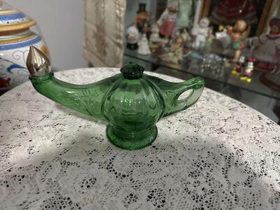 Vintage 1970's AVON - Aladdin's Lamp Bottle.