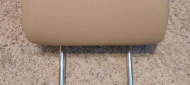 2003 BMW 330xi beige front headrest E46