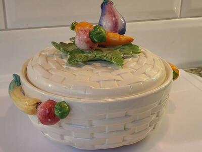 Fitz & Floyd Vegetable Bowl