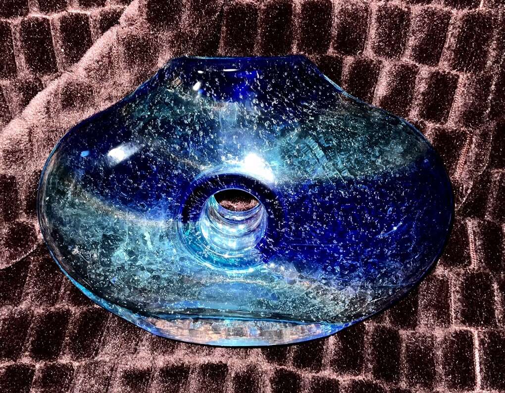 Vtg Margie&amp;rsquo;s Glass Garden Handblown Donut Hole Art