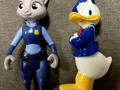 Judy Hoops And Angry Donald Duck