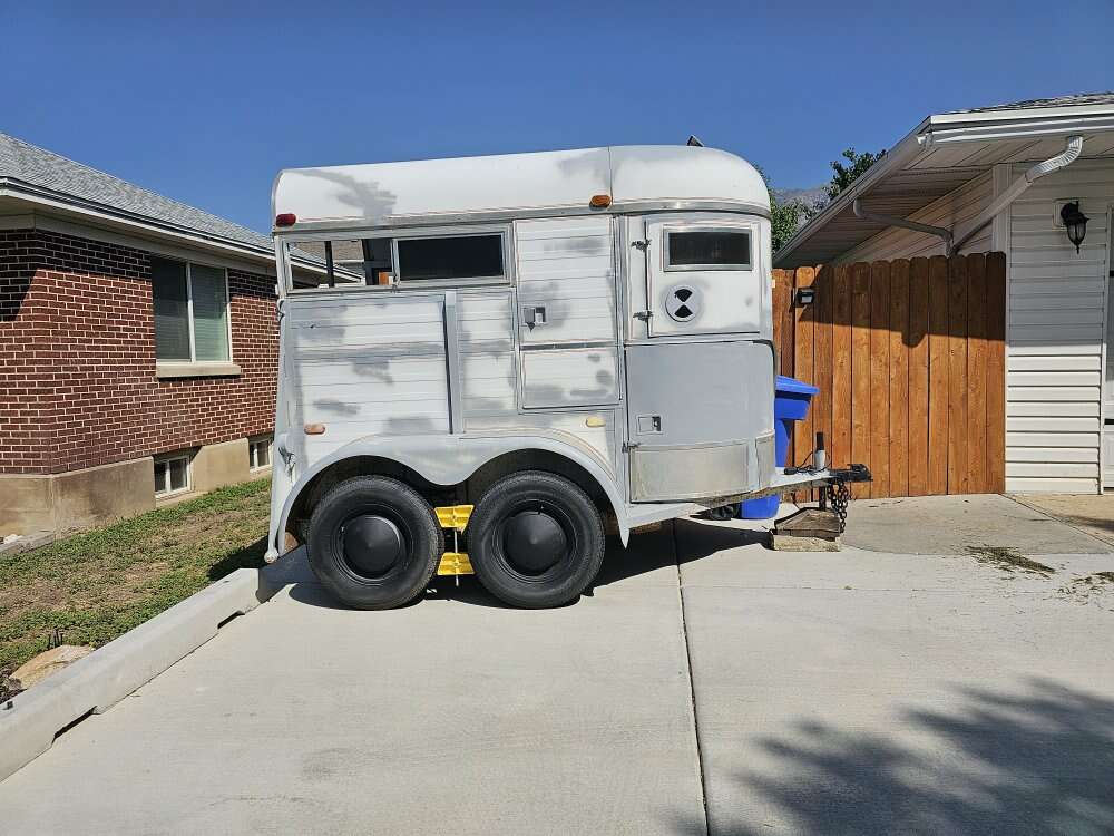 Two horse trailer Livestock