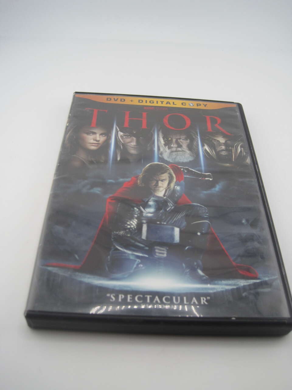 Thor (DVD + Digital Copy) (widescreen) (Paramount) (Kenneth Branagh) (114 Mins)
