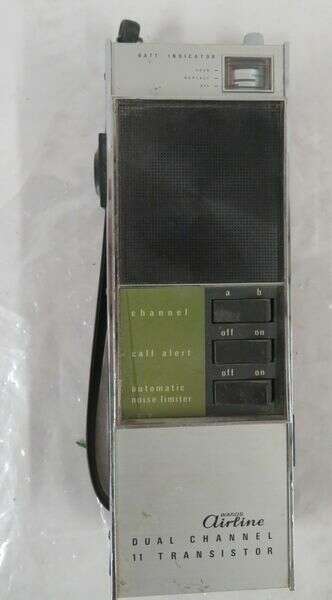 Wards Airline Dual Channel 11 Transistor Vintage Walkie Talkie Model GEN576A