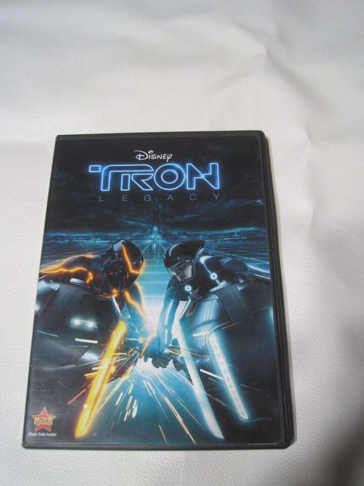 Disney Tron Legacy (DVD, 2010) Jeff Bridges, Garrett Hedlund, Olivia Wilde