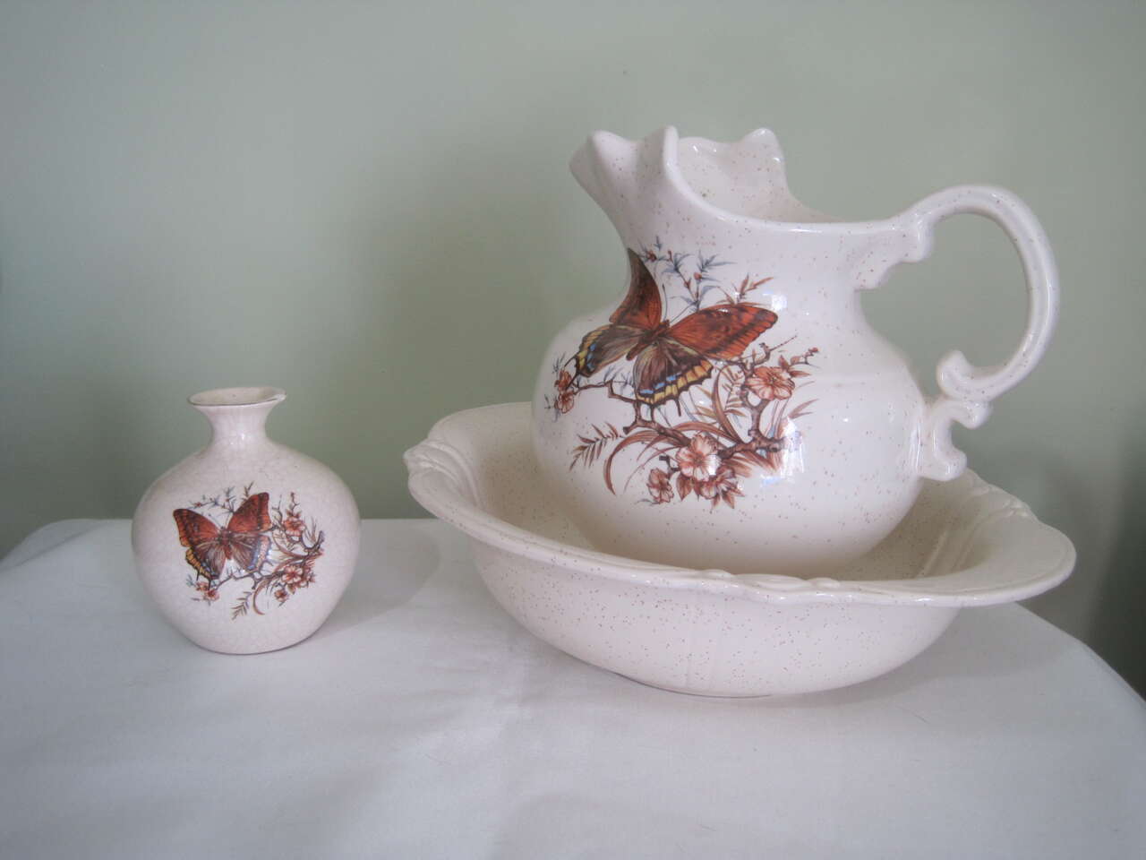 Vintage Treasure Craft Ceramic Water Pitcher, Bowl & Flower Holder Butterfly