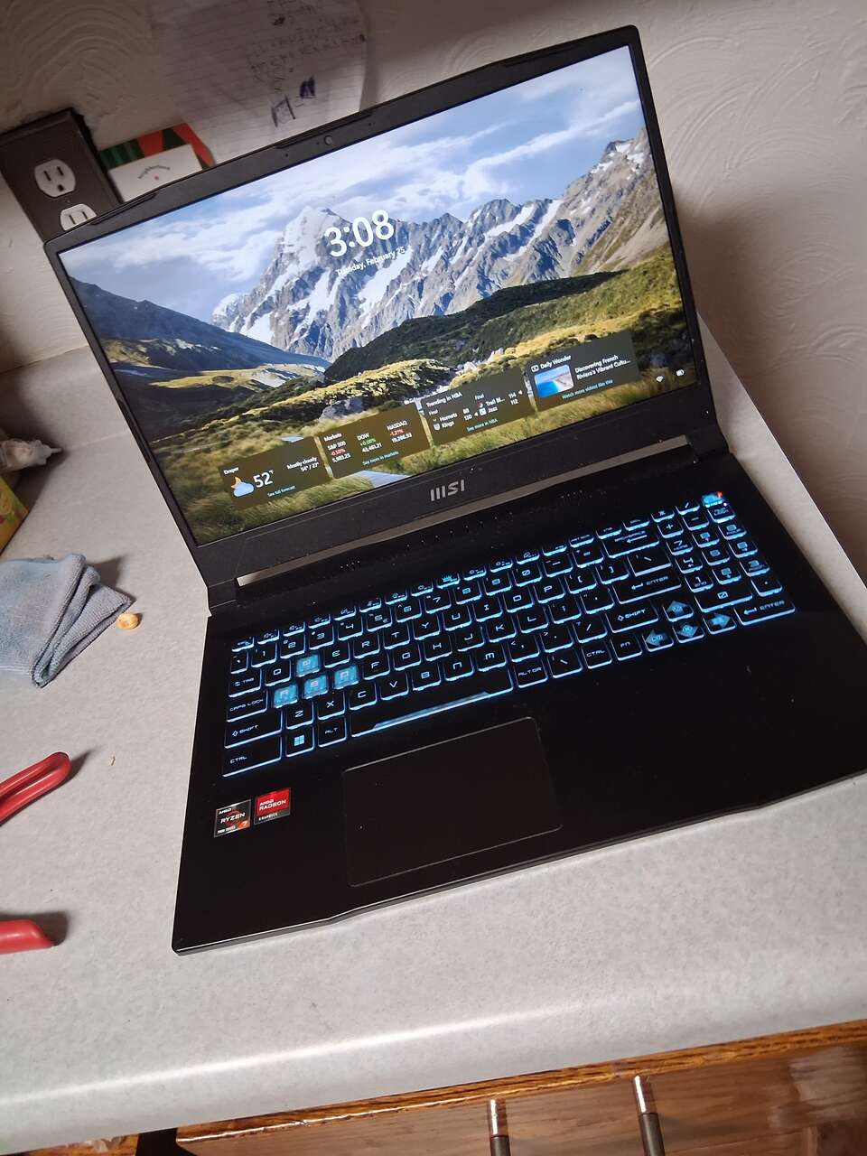 Custom Bravo 15 B7ED 16gb msi gaming laptop