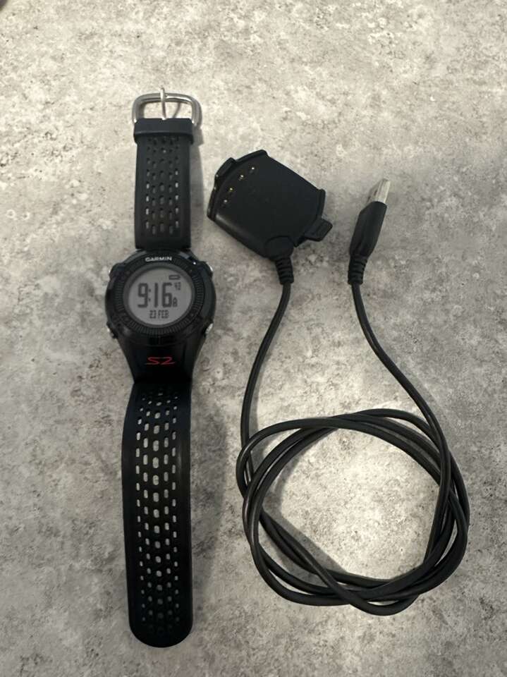 Garmin Approach S2 Golf GPS Watch