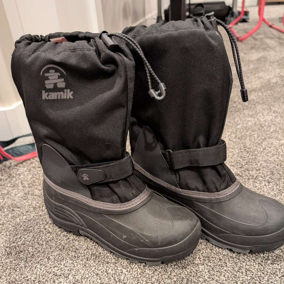 kids snow boots