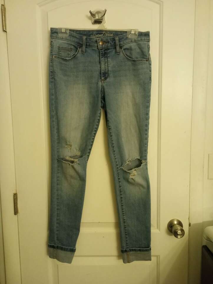 Universal Thread Jeans~size 8