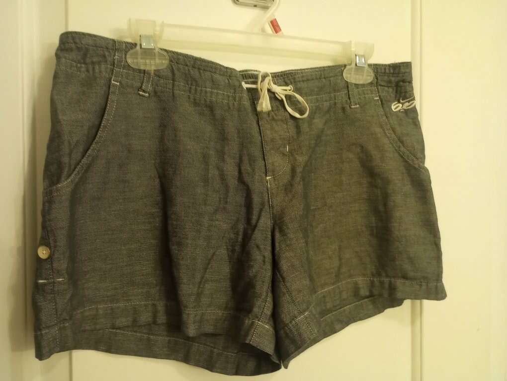 Nike Women's Shorts~Large