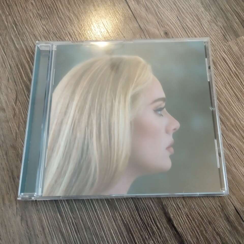 Adele 30 CD~LIKE NEW!