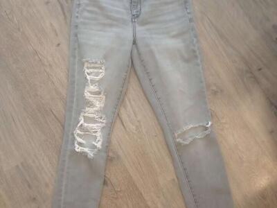 American Eagle Grey Skinny Jeans~4