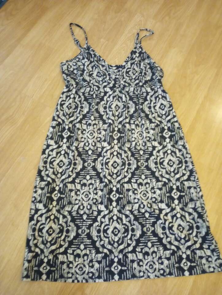 Women's Skirts and Dresses~$5 each!!