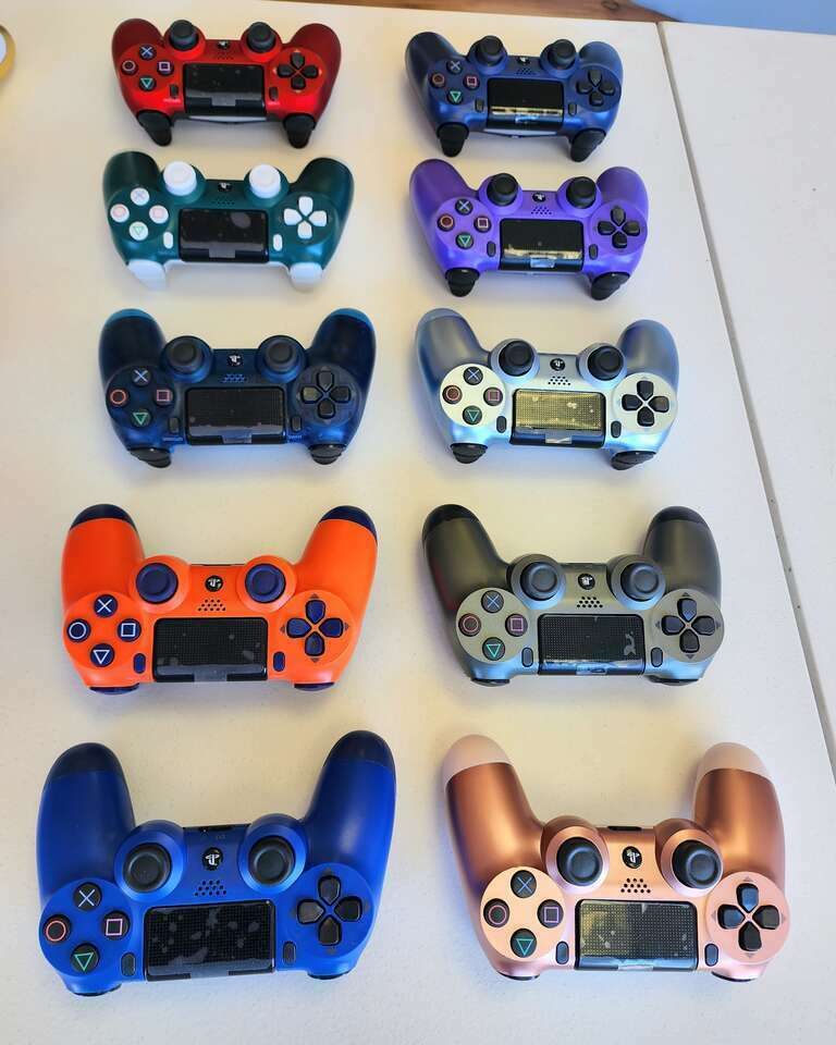 Sony Playstation 4 Controllers. Bra… Electronics
