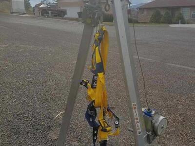 DBI SALA 7' TRIPOD, SALALIFT II Winch w/ 60' Steel