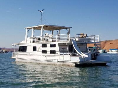 2002 55 ft x 16 ft Destination Yachts Lake Powell Bullfrog Houseboat
