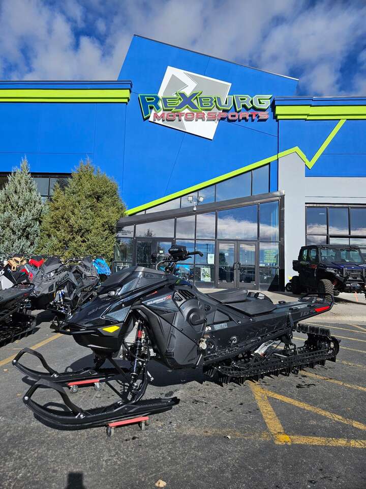 Ski Doo Summit X Expert 165 850 E-TEC Turbo R SHOT PowderMax X-Light 3.0 HAC S00358