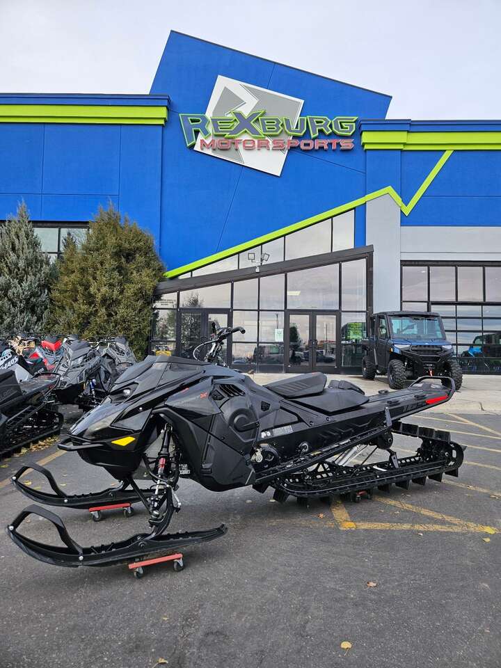 2024 Ski Doo Summit X 165 850 E-TEC Turbo R SHOT PowderMax S00036