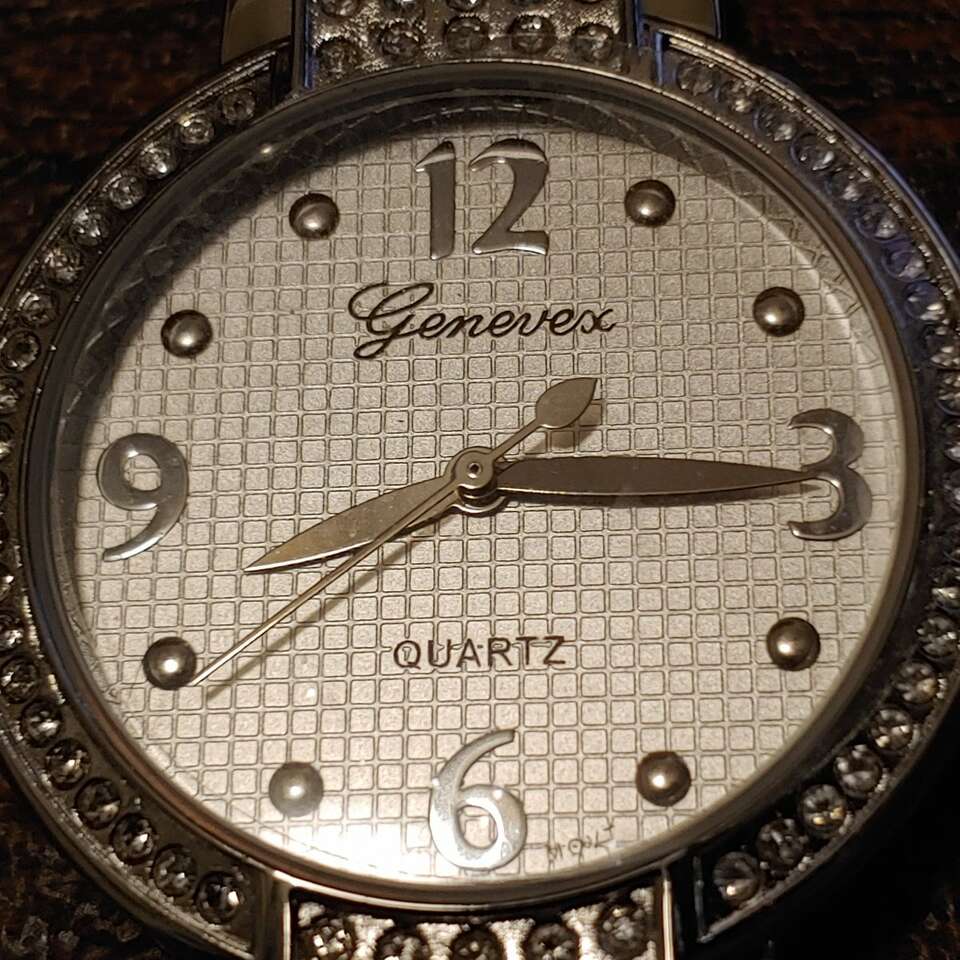 Beautiful Genevex Ladies watch, brand new
