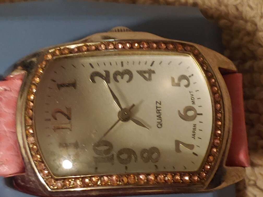 Ladies Quartz Movement Watch brand new on cardboar