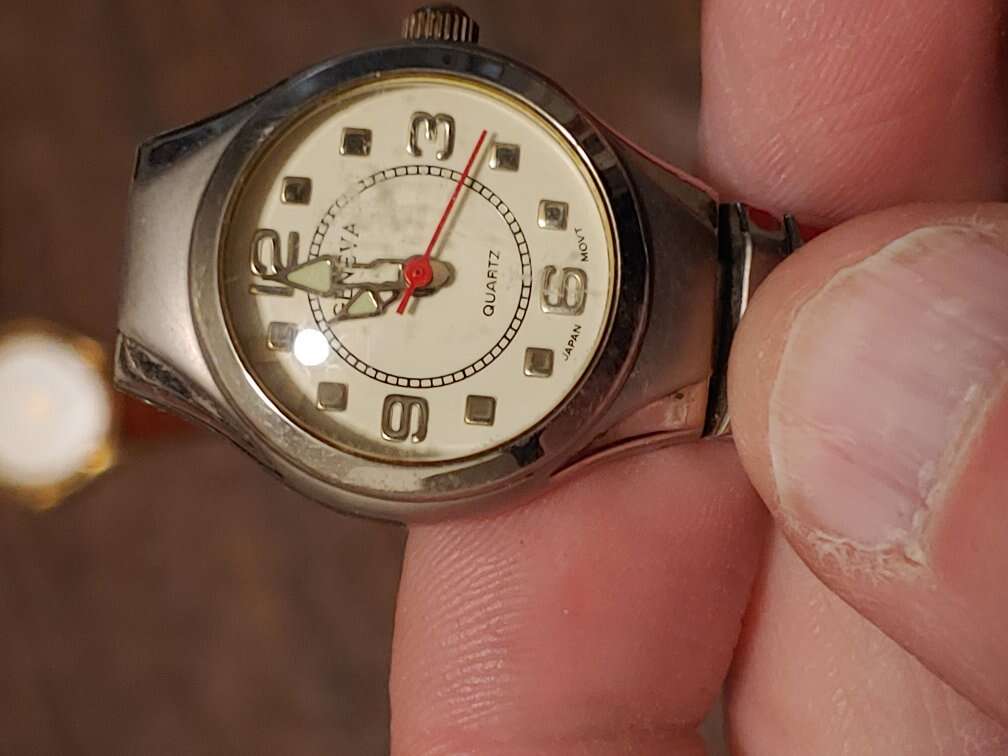 Geneva Ladies watch with Japanese movement