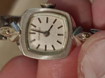 Carvelle Ladies wind up watch and working great